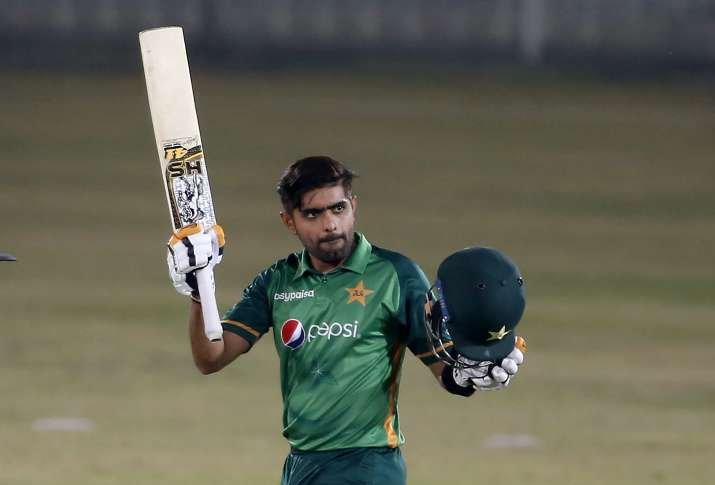 NZ vs Pak : न्यूजीलैंड के खिलाफ टी-20 सीरीज से बाहर हुए बाबर आजम, अगूंठे में लगी चोट