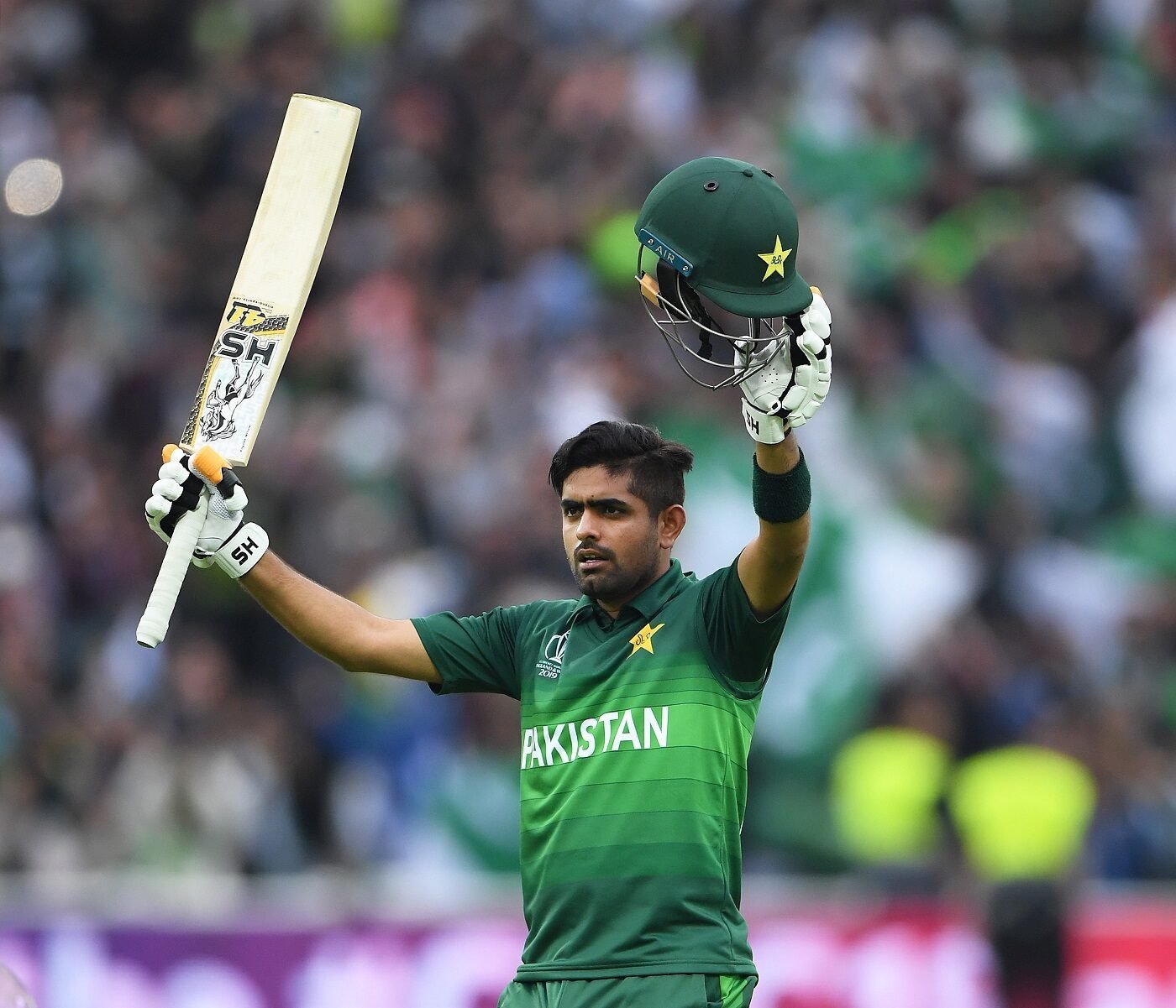 यौन शोषण के आरोपी कप्तान पर PCB चुप: पाकिस्तान बोर्ड ने कहा- बाबर टीम के कप्तान बने रहेंगे, वे ही हमारा भविष्य
