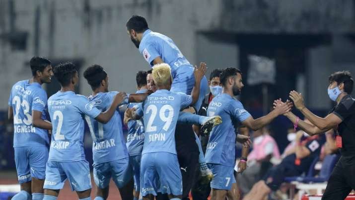 ISL-7 : जीत के सिलसिले को जारी रखने के इरादे से ओडिशा के खिलाफ उतरेगा मुम्बई