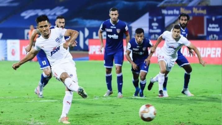 ISL 7 : सुनील छेत्री ने बेंगलुरु को दिलाई सीजन की पहली जीत