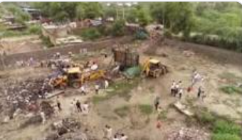 दिल्ली में चला योगी का बुल्डोजर: रोहिंग्याओं का केम्प तोड़कर खाली कराई 150 करोड़ की जमीन