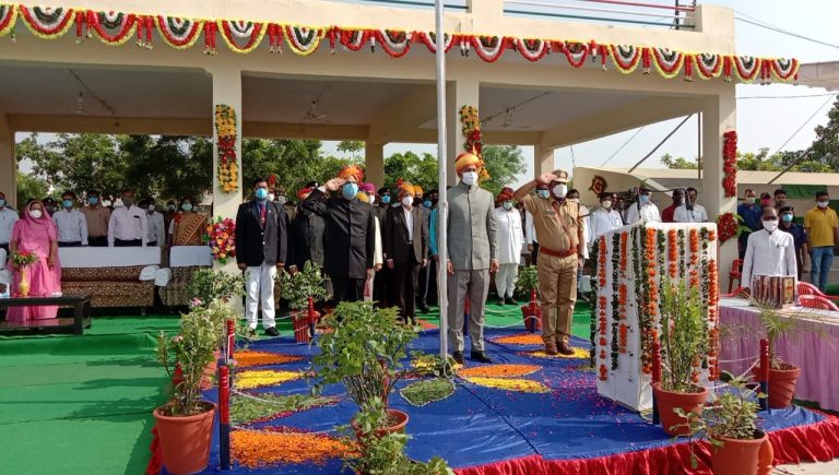 बूंदी: स्वतंत्रता दिवस समारोह की झलकियां देखें विडियो में