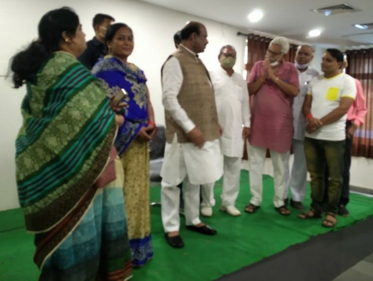 भारतीय किसान संघ ने लोकसभा अध्यक्ष बिरला से लगाई गुहार-ऐसे तो नहीं मिल पाएगा मुआवजा, अब आप ही दो दखल (विडियो)