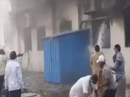 सिविल अस्पताल के कोरोना वार्ड में लगी आग, 10 मरीजों की मौत