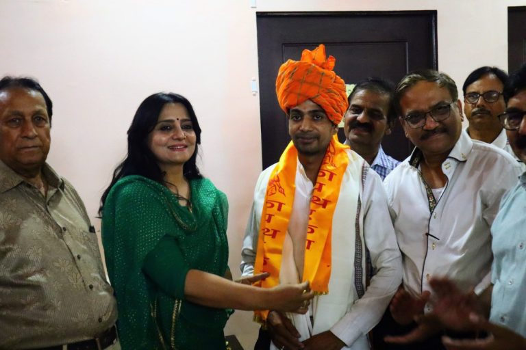 अखिल भारतीय कायस्थ महासभा युवा प्रकोष्ठ के प्रदेश अध्यक्ष डॉ. ऋषि माथुर का अभिनंदन, मयूर सक्सेना व संकेत श्रीवास्तव को दी अहम जिम्मेदारियां