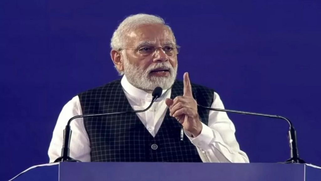 मन की बात में पीएम मोदी का कांग्रेस पर बड़ा हमला