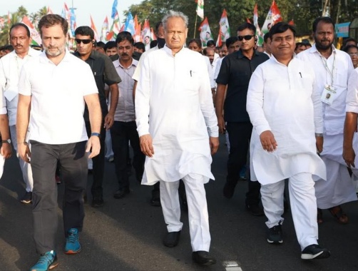 अब पूरी तरह बदल गए अशोक गहलोत के सुर, पर्चा भी भरेंगे और अध्यक्ष बनने के बाद……