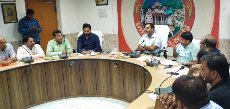 ‘कॉफी विद कलक्टर’ अभियान में अब बूंदी जिला कलक्टर ने ‘बेहतरीन बूंदी’ को लेकर सरपंचों से किया संवाद