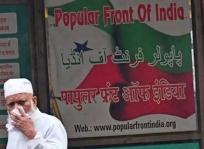 मुस्लिमों व गरीब हिन्दुओं को बरगलाने तथा देश में आतंक फैलाकर मुस्लिम राष्ट्र बनाने की मुहिम पर केन्द्र सरकार का बड़ा प्रहार