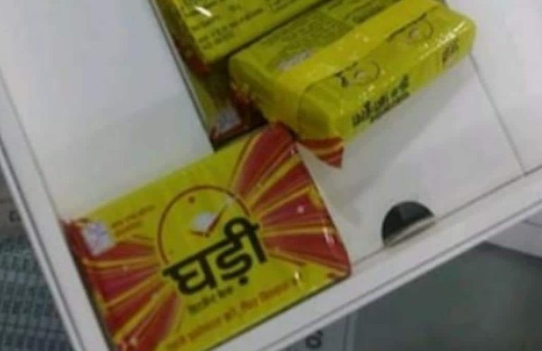 लेपटॉप की जगह पैकेट से निकला घड़ी साबुन, पहले गलती मानने से किया इनकार, सोशल मीडिया पर बवाल के बाद रिफंड को तैयार