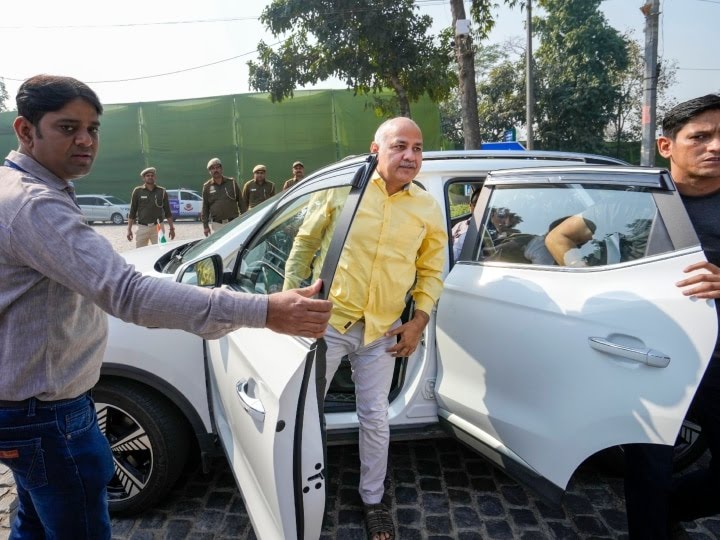 मनीष सिसोदिया गिरफ्तार, करीब 8 घंटे की पूछताछ के बाद सीबीआई का एक्शन