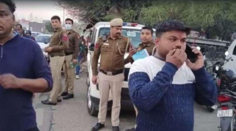 बीजेपी नेता की बच्ची को मां की गोद से छीनकर भागे बदमाश