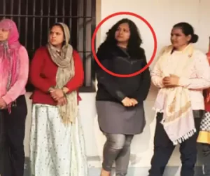 अजमेर जेल में अन्य महिला कैदियों के साथ बंद सस्पेंडेड एएसपी दिव्या मित्तल।