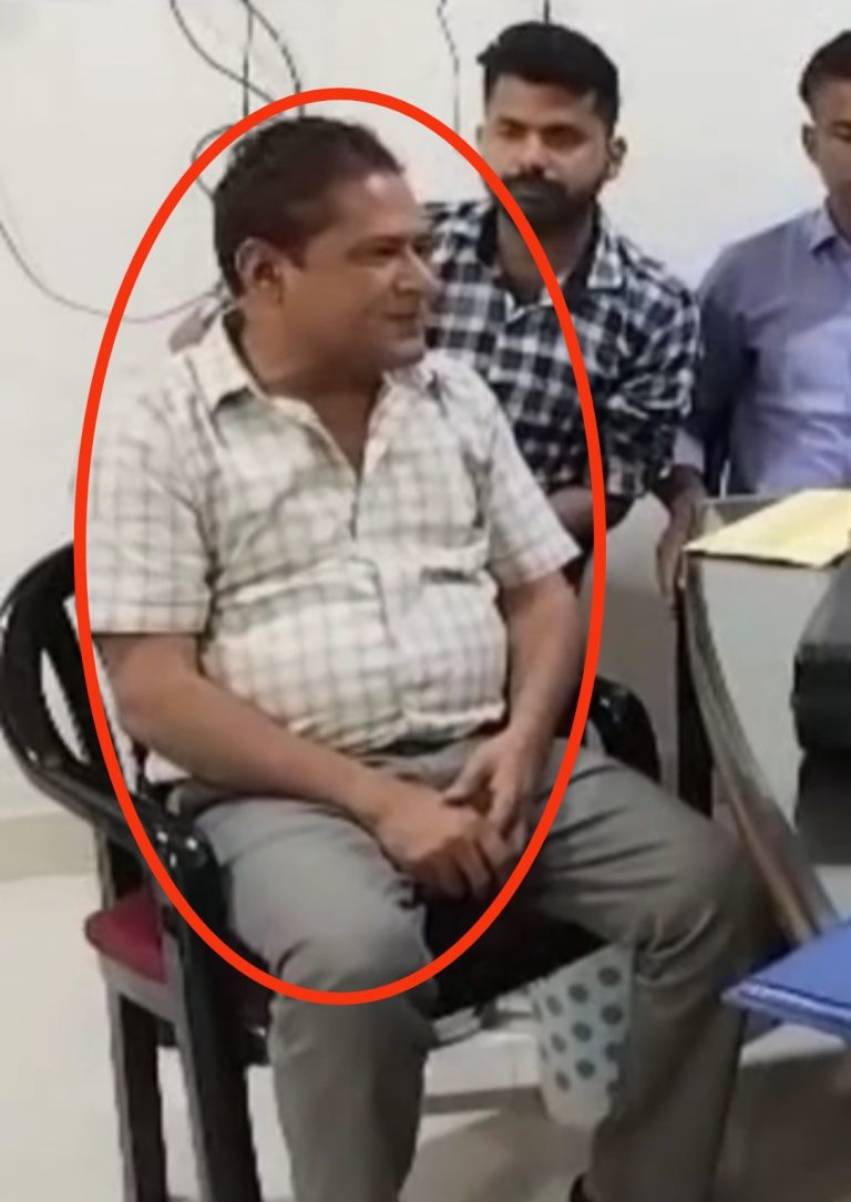 केशवरायपाटन कृषि उपज मंडी सचिव 25 हजार रुपए रिश्वत लेते ट्रेप