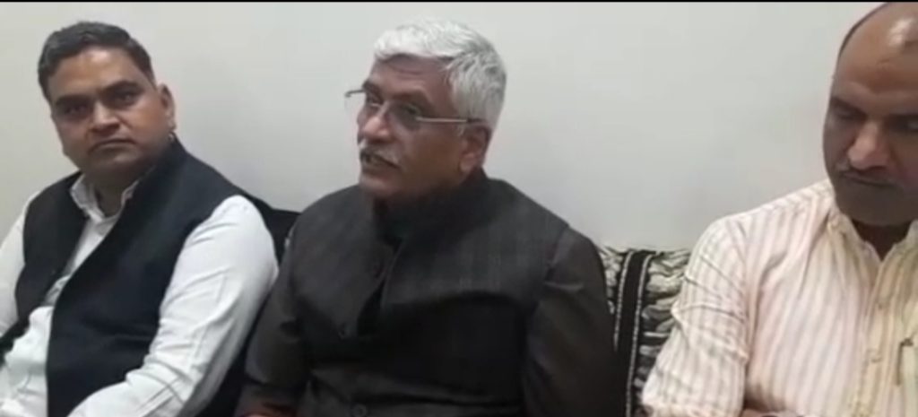 केन्द्रीय मंत्री गजेन्द्र सिंह शेखावत ने गहलोत पर किया बड़ा हमला, कहा -मुख्यमंत्री बने रहने के लिए वह प्रदेश के टुकड़े तक कर सकते हैं