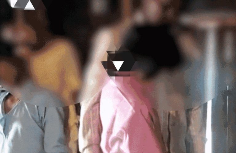 तीन बच्चों सहित पिता के शव फंदे पर लटके मिले, बच्चों की हत्या कर  आत्महत्या की आशंका