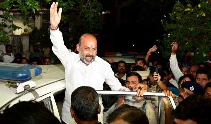 तेलंगाना बीजेपी के अध्यक्ष बंदी संजय कुमार को मिली जमानत, कल हुई थी गिरफ्तार