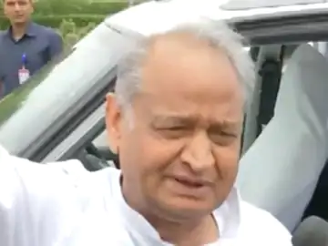 पायलट पर सीएम गहलोत की तल्खी जारी,  एक बार फिर कसा तगड़ा तंज, मामला सुलझाने का नहीं दिखा मूड