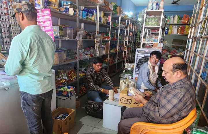 विश्व खाद्य सुरक्षा दिवस पर झालावाड़ में खाद्य प्रतिष्ठानों पर ताबड़तोड़ कार्रवाई