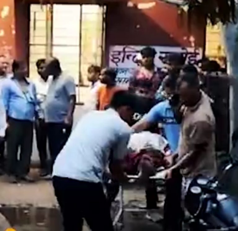 बाइक्स पर आए हमलावरों ने कांग्रेस ब्लॉक अध्यक्ष को नीचे गिरा कर बरसाई गोलियां