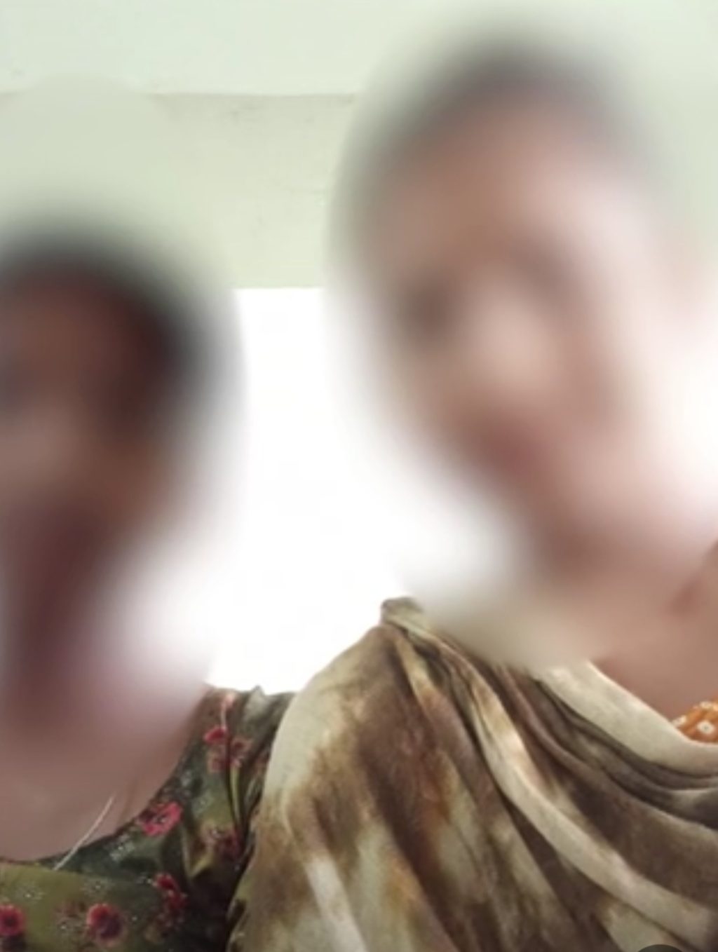 छेड़छाड़ से परेशान दो नाबालिग बहनों ने की आत्महत्या, पिता का आरोप-स्कूल में पढ़ने वाले लड़कों ने किया था अपहरण