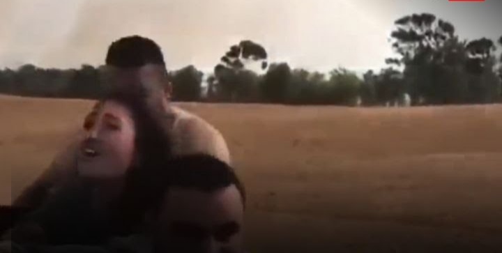 ‘मुझे छोड़ दो, मत मारो’, लड़की ने लगाई गुहार, मगर नहीं पसीजे हमास के आतंकी, महिला के नग्न शव को शहर में भी घुमाया, अल्लाह हू अकबर के नारे लगाते नजर आ रहे आतंकी