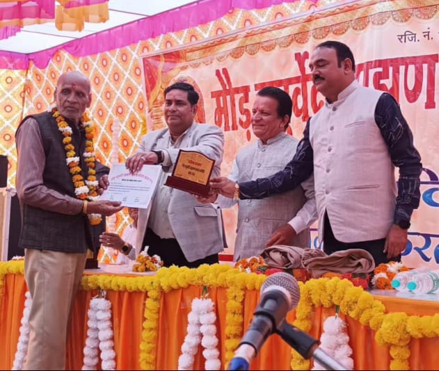 ब्राह्मणत्व जिंदा रख, समाज उत्थान का कार्य करें