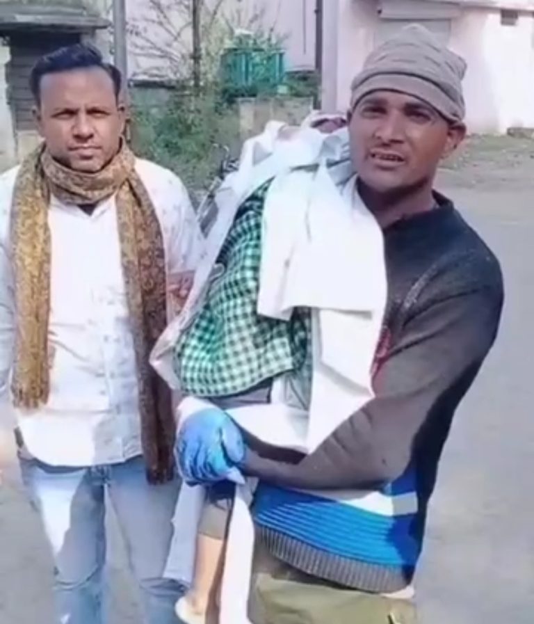 ट्रेक्टर के टायर के नीचे आने से 5 साल की बालिका की मौत, ड्राइवर के बिना देखे ट्रेक्टर को पीछे करने से हुआ हादसा, 4 साल का भाई बच गया