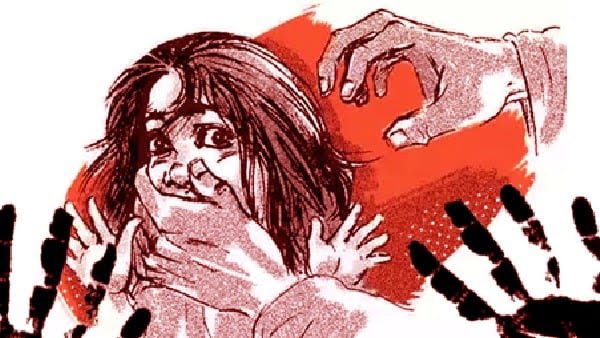 स्कूल के वैन ड्राइवर पर साथियों के साथ मिलकर 7 वर्षीय छात्रा से गैंगरेप का आरोप, स्कूल प्रशासन ने मामला दबाने की कोशिश की