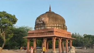 कब्रिस्तान नहीं, ये महाभारत काल का लाक्षागृह है…’, 53 साल बाद आए कोर्ट के फैसले में हिन्दू पक्ष की जीत