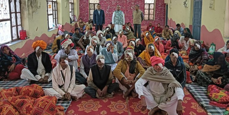 नि:शुल्क चिकित्सा शिविर बूंदी में 139 नेत्र रोगियों के ऑपरेशन हुए