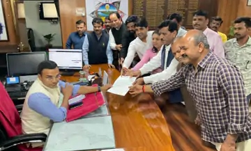 रिवर फ्रंट पर चम्बल माता की आरती बंद करने का कांग्रेस ने किया विरोध, कहा-भाजपा काम अटका रही, पर्यटकों को होगी निराशा