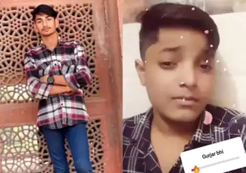 एक ही बुलेट पर बिना हेलमेट सवार थे चार दोस्त, कार से टकरा कर गिरे, पीछे से आई बस घसीटते हुए ले गई, दो दोस्तों की मौत, दो गम्भीर घायल