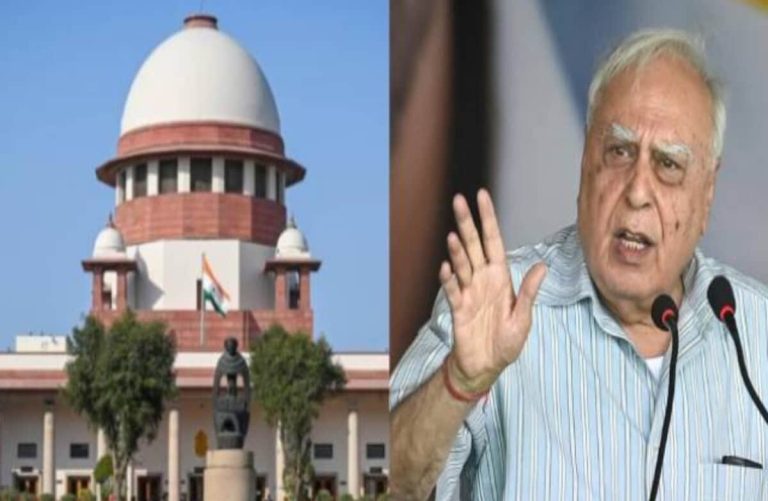 कपिल सिब्बल को सुप्रीम कोर्ट ने लगाई फटकार, तब मानी खुद की गलती