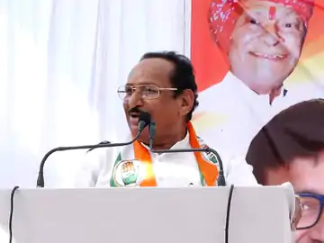 कांग्रेस उम्मीदवार का ऐलान-दो पत्नी वालों को दो लाख सालाना देंगे, प्रदेश अध्यक्ष ने किया समर्थन, मगर बीजेपी बोली-यह उनकी तुष्टिकरण की राजनीति