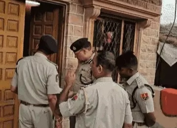 नानी की कुल्हाड़ी से हत्या, दो दोहितियों को टांके में डालकर मार डाला, बेटी घायल, ब्लाइंड ट्रिपल मर्डर की गुत्थी सुलझाना पुलिस के लिए चुनौती