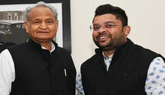 राजस्थान कांग्रेस के प्रवक्ता मनीष मेवाड़ा को गुजरात पुलिस ने किया गिरफ्तार, डेढ़ करोड़ रुपए के ट्रांजेक्शन से जुड़ा है मामला