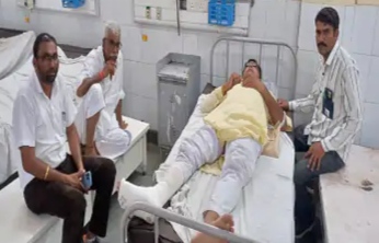 मंत्री के स्वागत में भिड़ गए भाजपाई, देहात महामंत्री का पैर हो गया फ्रेक्चर, भाजयुमो जिलाध्यक्ष पर हमले का आरोप, इस दंगल का कारण जान हंस पड़ेंगे आप