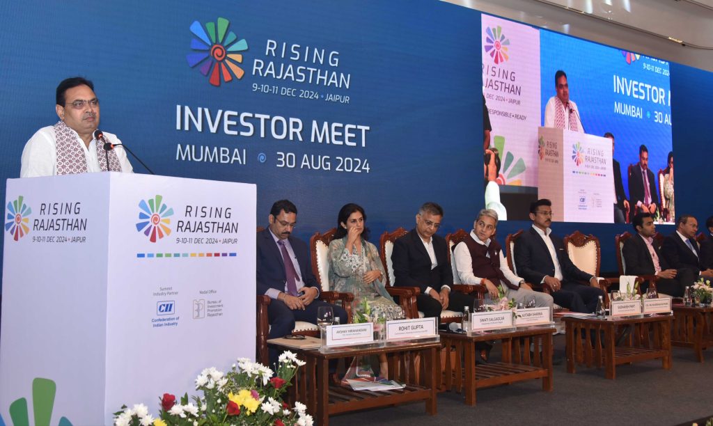 जयपुर में फिल्म सिटी बनेगी, 4 घंटे में इसके लिए जमीन फाइनल हुई, मुम्बई समिट में सीएम भजनलाल शर्मा ने 4.5 लाख करोड़ से ज्यादा के एमओयू किए, कई बड़ी घोषणाएं की