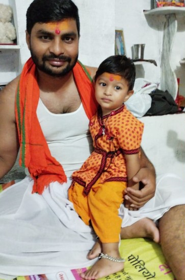 वाहन की टक्कर से बाइक सवार मेडिकल रिप्रजेंटेटिव, उनकी मां और बेटे की मौत, श्राद्ध कार्यक्रम के बाद कोटा लौट रहे थे