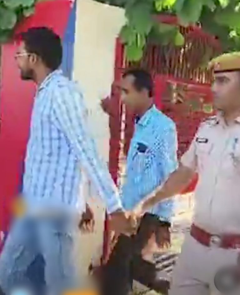 ईओ-आरओ पेपर लीक केस: एसओजी की 7 जिलों में छापेमारी, 5 महिलाओं सहित 28 आरोपियों को पकड़ा, इनमें आधे से ज्यादा हैं सरकारी कर्मचारी