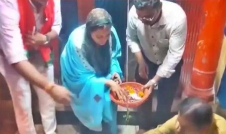 यूपी उपचुनाव : समाजवादी पार्टी की प्रत्याशी नसीम सोलंकी के खिलाफ फतवा, शिव मंदिर में की थी पूजा, फतवे में कहा- ‘शरिया की नजर में दोषी’