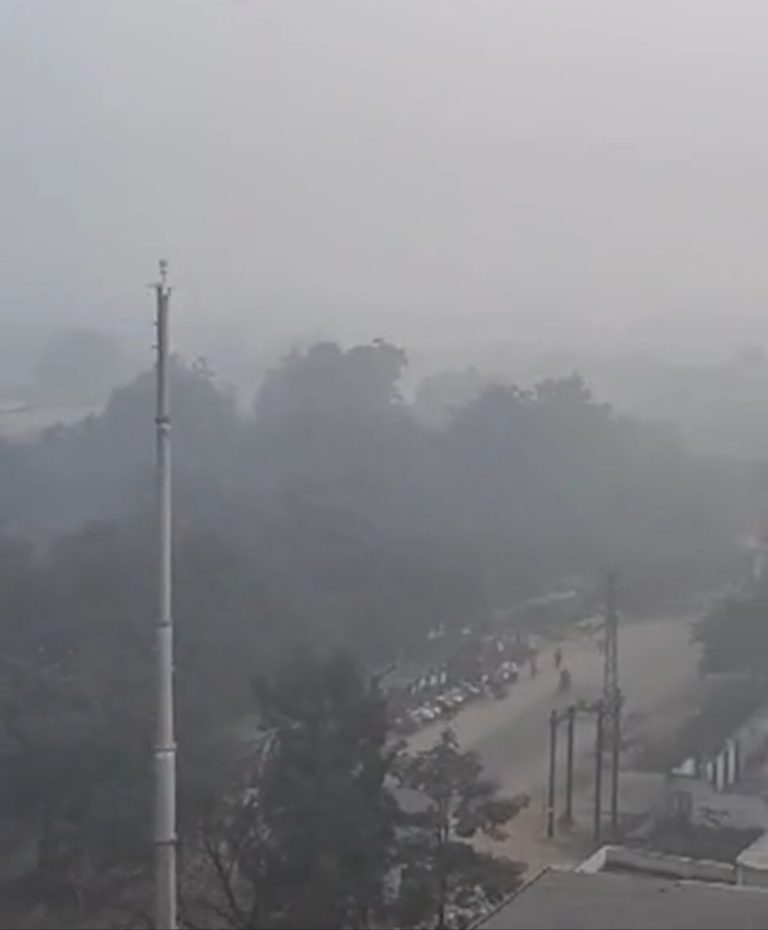 राजस्थान के इस शहर की हवा हुई जहरीली, AQI 458 पहुंचा, लोगों को सांस लेने में हो रही दिक्कत, आंखों में जलन, बिल्डिंग कंस्ट्रक्शन पर लगी रोक