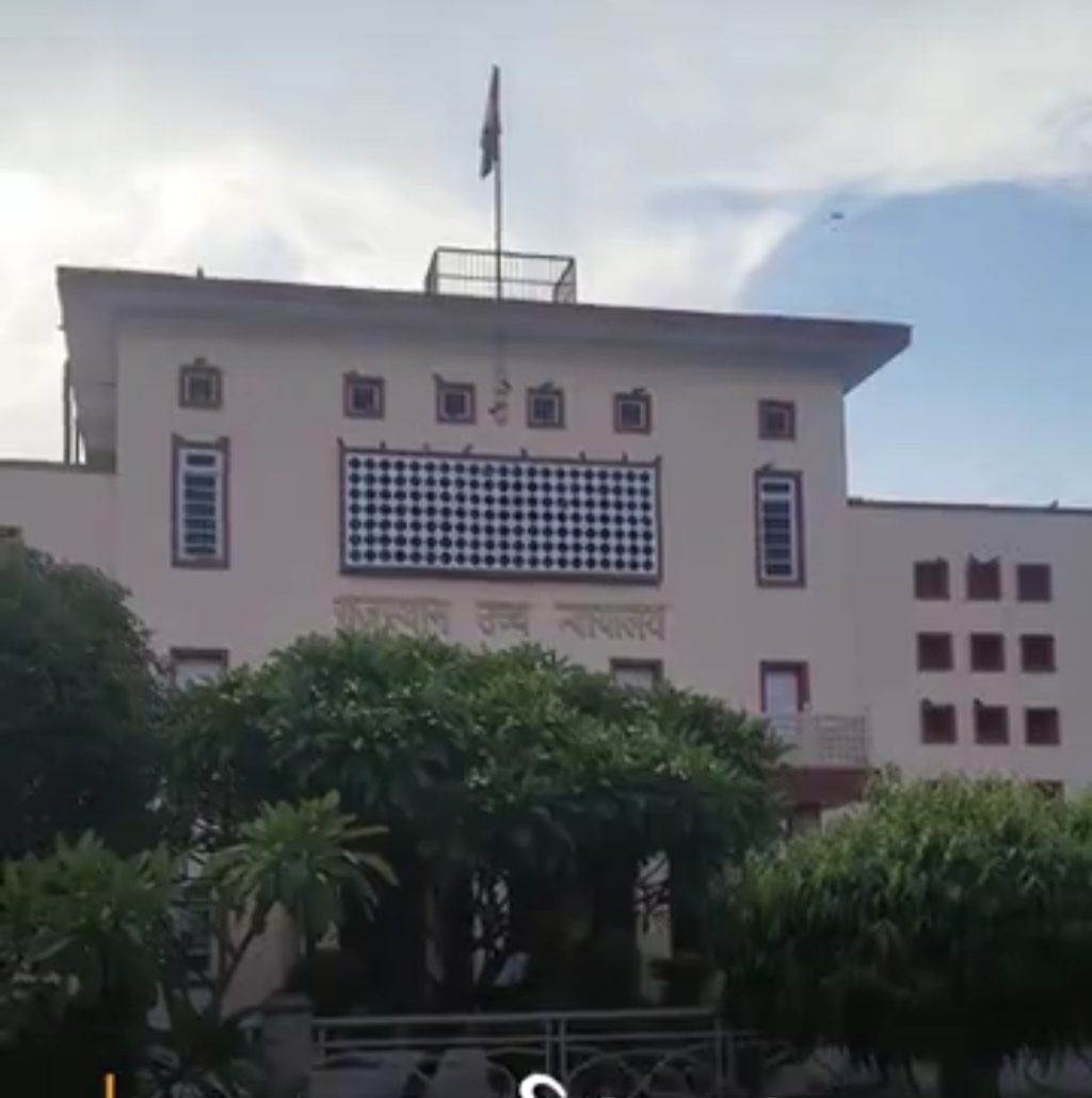 कोचिंग विद्यार्थियों की आत्महत्याओं को रोकने के लिए सरकार ने हाईकोर्ट को बताई यह योजना