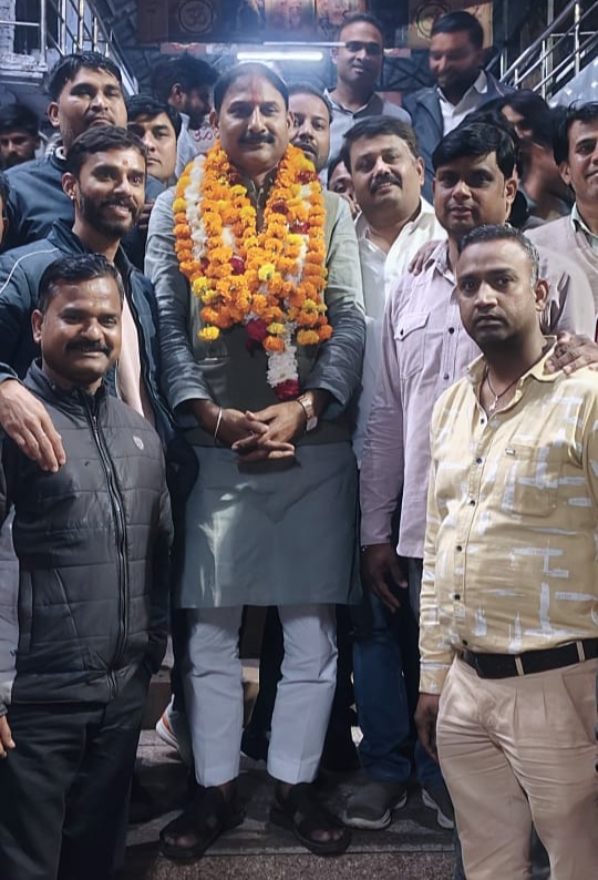 दुबारा भाजपा कोटा शहर जिलाध्यक्ष बनने पर राकेश जैन का शानदार अभिनंदन