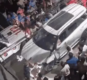 जयपुर में नशे में धुत्त फेक्ट्री मालिक ने एसयूवी से 9 लोगों को कुचला, एक महिला सहित 3 की मौत, करीब 7 किलोमीटर बेतहाशा दौड़ाई गाड़ी, पुलिस ने लोगों की मदद से पकड़ा