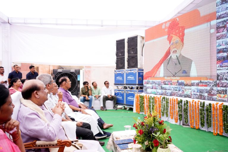 प्रधानमंत्री मोदी ने किया बूंदी के पुनर्विकसित रेलवे स्टेशन का लोकार्पण, 8.15 करोड़ आई है लागत, लोकसभा अध्यक्ष बिरला बोले: बूंदी को मिल रही नई पहचान, विरासत और विकास का प्रतीक बना नया स्टेशन