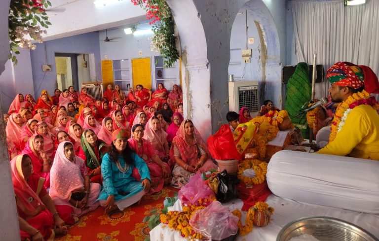 पंथ द्वारका पिंपली धरी पत्रिका जाए, नरसी पाछा फिरया जदुपति लई उठाई, नानी बाई के मायरे के दूसरे दिन हुआ हुंडी भक्तिरस प्रसंग