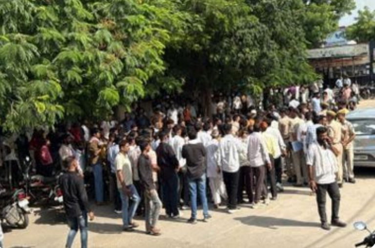 भाजपा नेता की पत्नी के जेवर लूट चाकू से गला रेत हत्या, भाजपा नेता भी गम्भीर घायल, रक्षाबंधन मनाकर ससुराल से लौट रहे दम्पती के साथ हुई यह वारदात