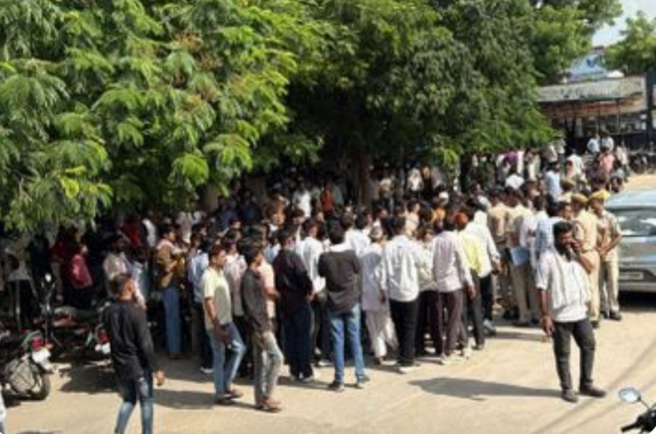 भाजपा नेता की पत्नी के जेवर लूट चाकू से गला रेत हत्या, भाजपा नेता भी गम्भीर घायल, रक्षाबंधन मनाकर ससुराल से लौट रहे दम्पती के साथ हुई यह वारदात